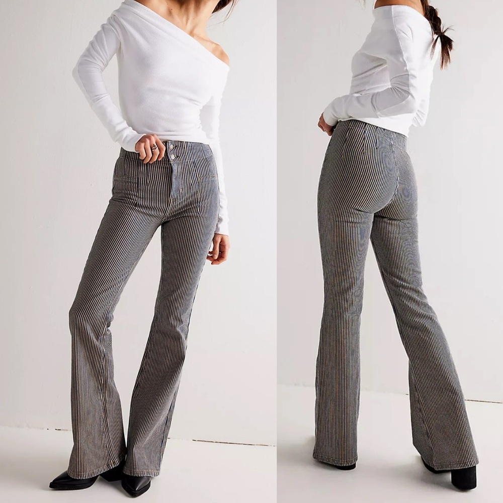 🌻🆕FREE PEOPLE We The Free Jayde Railroad Flare Jeans-Size 26 - Picture 5 of 16